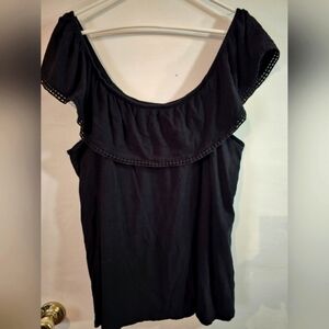 🖤Black off the shoulder top